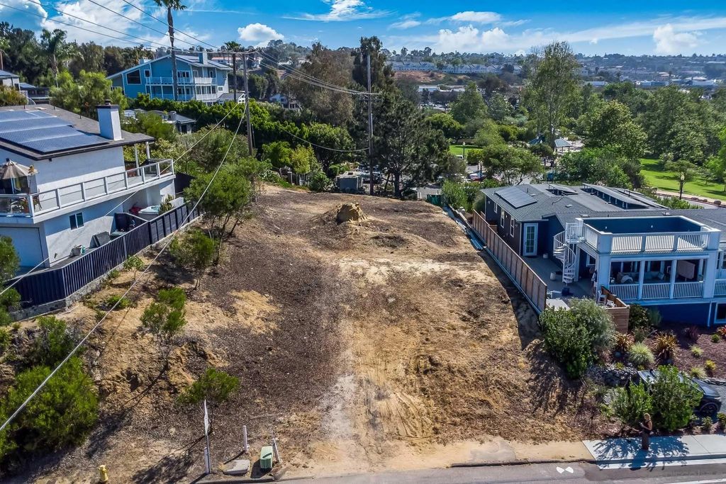 Photo of N Vulcan, Encinitas, CA 92024 (MLS # 260008273)
