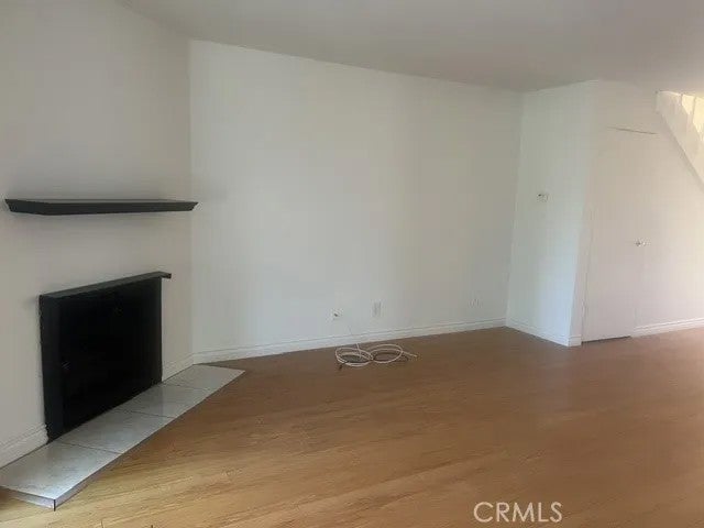 12750 Centralia 30