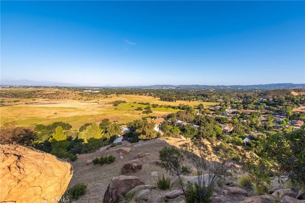 Photo of 8740 Azul, West Hills, CA 91304 (MLS # SR26107861)