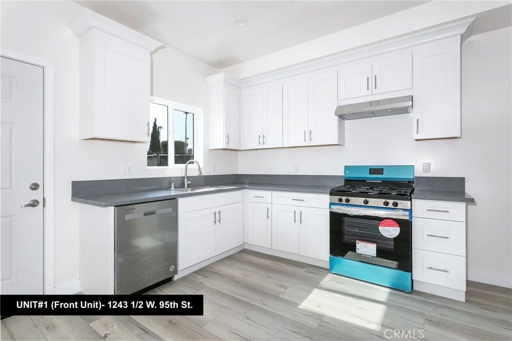 1241 W 95th Street