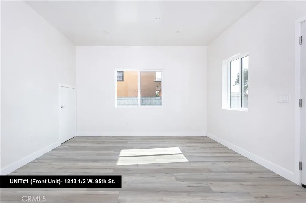1241 W 95th Street