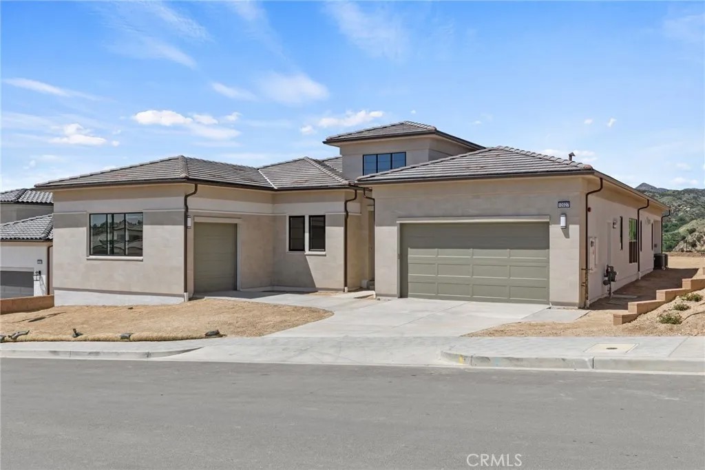 12027 Red Hawk Lane