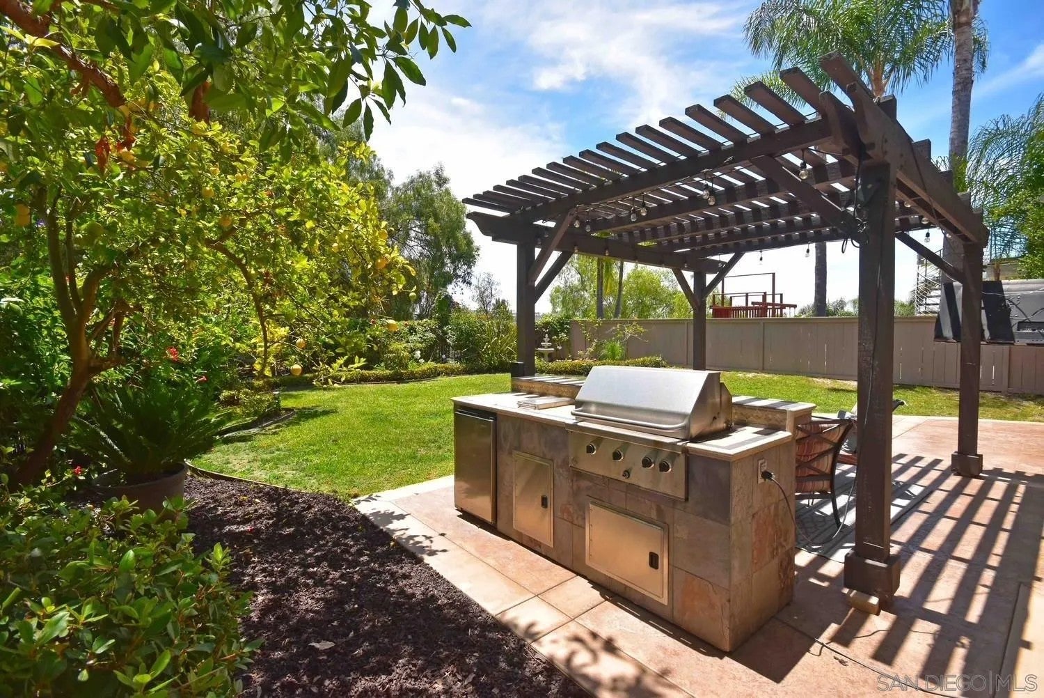 3255 Rancho Companero