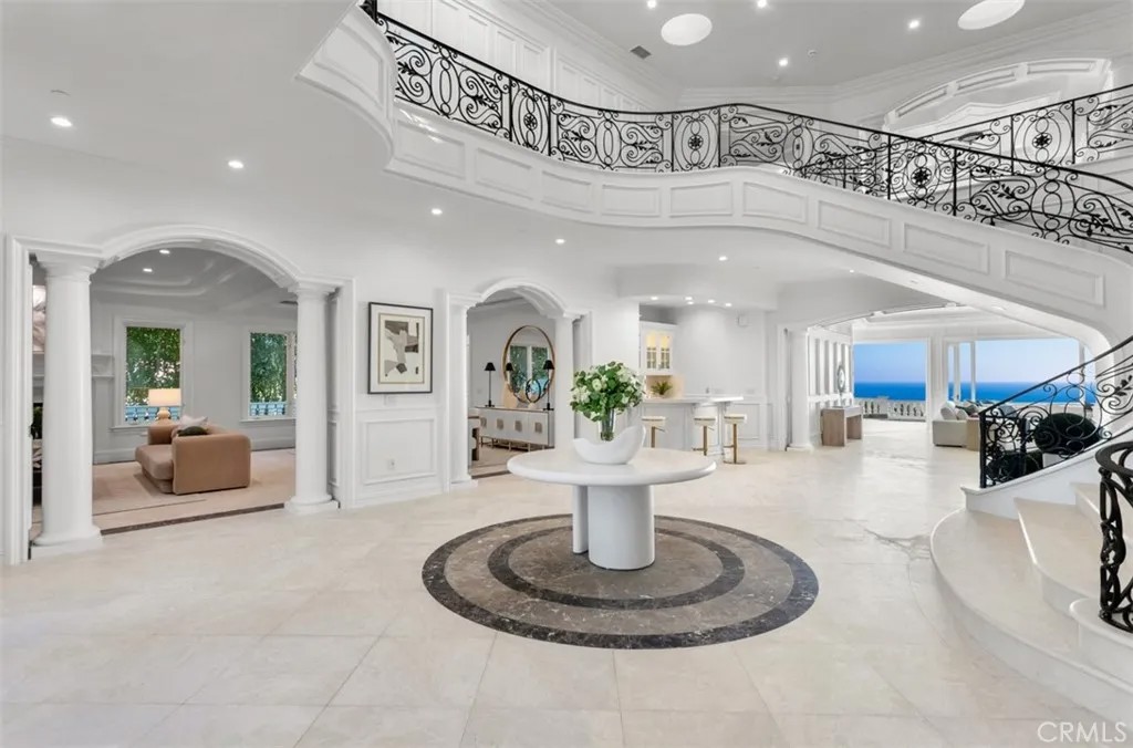 71 Ritz Cove Drive