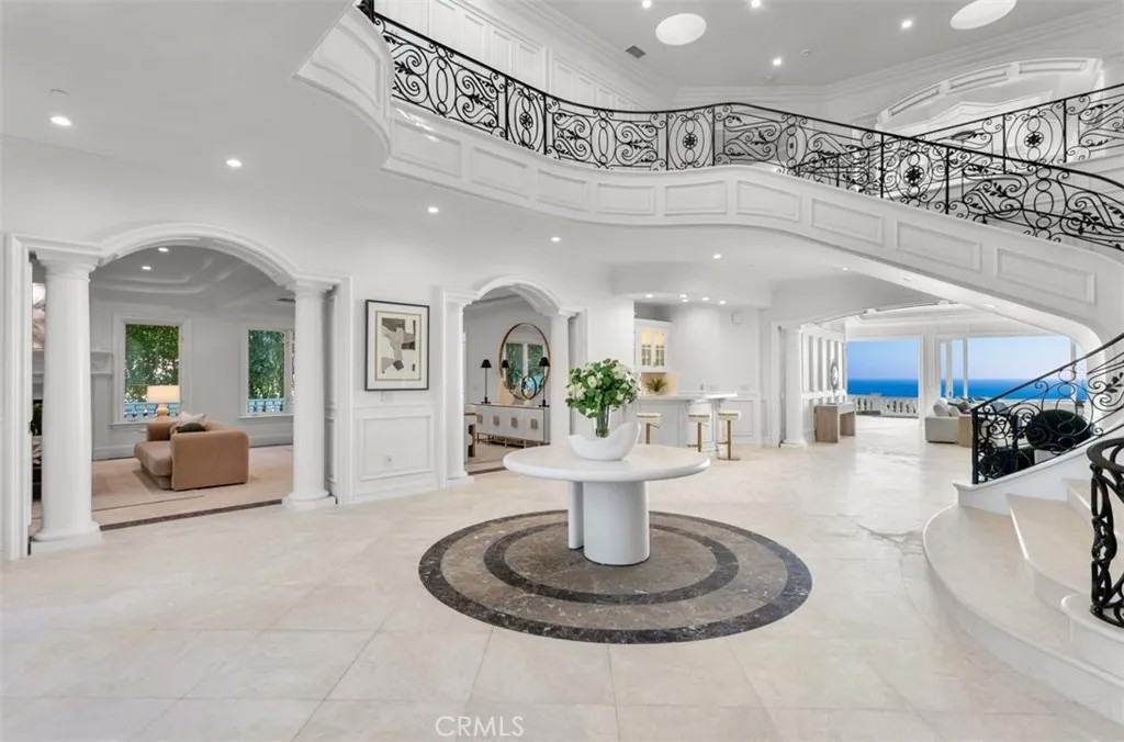 71 Ritz Cove Drive