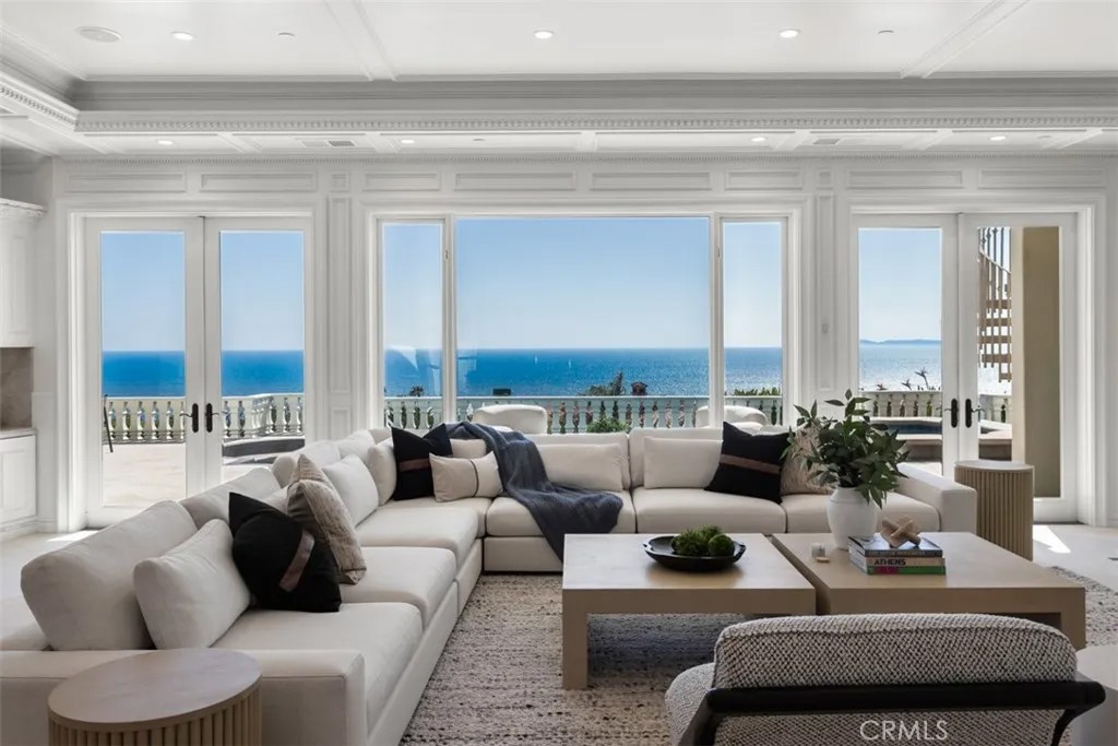 71 Ritz Cove Drive