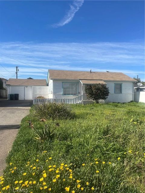 Photo of 2235 Canyon Dr, Costa Mesa, CA 92627 (MLS # PW26047390)