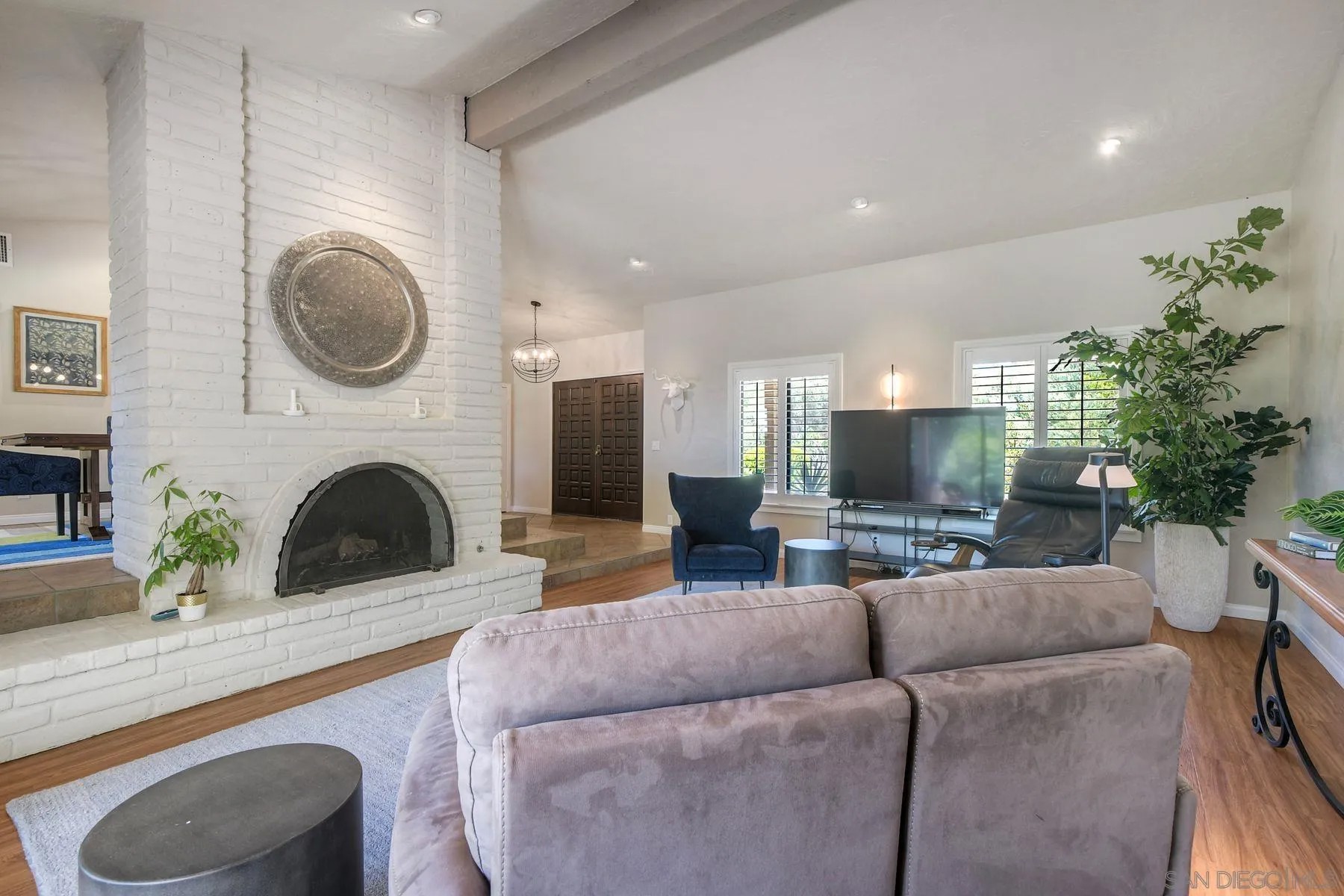 338 Merrywood