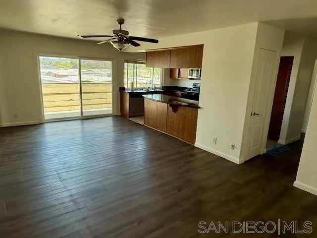 615 Fredricks Ave 156