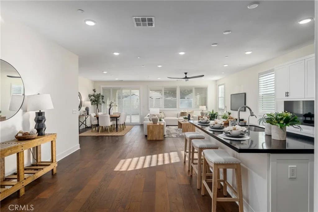 Photo of 35555 Orchard Trail, Fallbrook, CA 92028 (MLS # SW25279295)