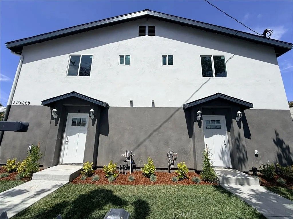 Photo of 213 E Raymond St, Compton, CA 90220 (MLS # DW26082602)