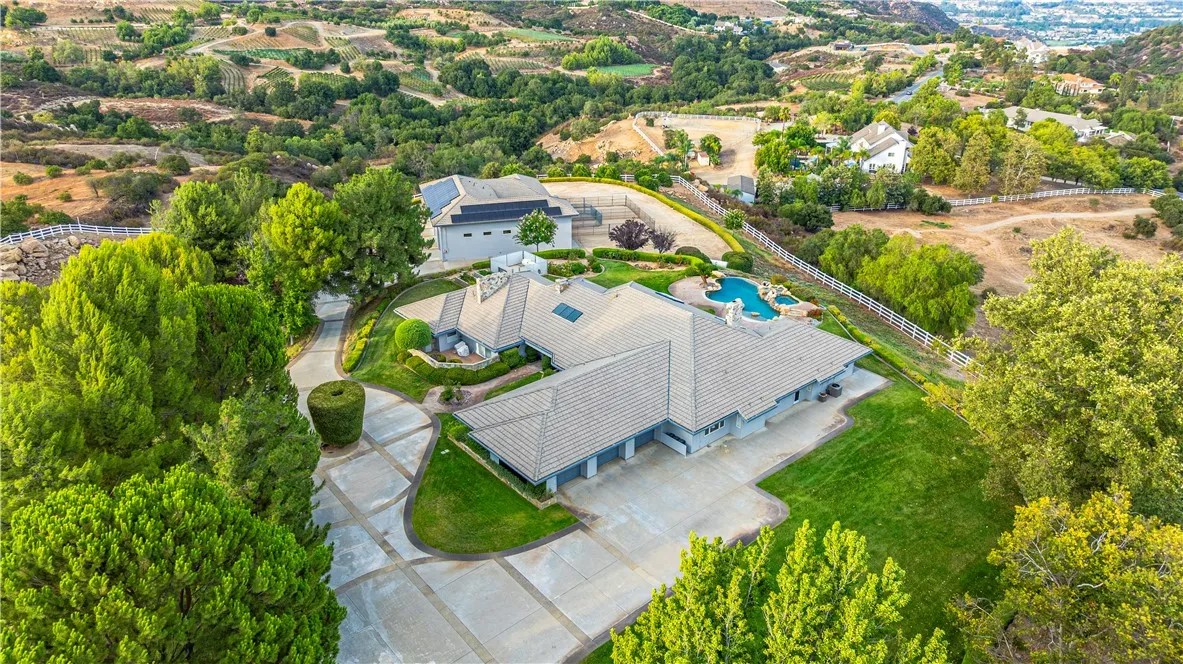 21410 Avenida De Arboles