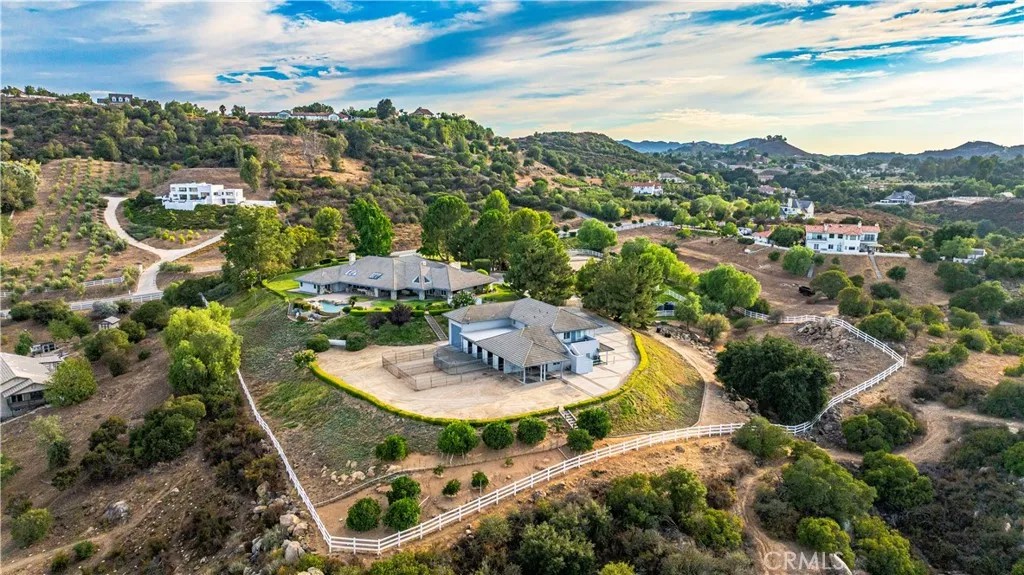 21410 Avenida De Arboles