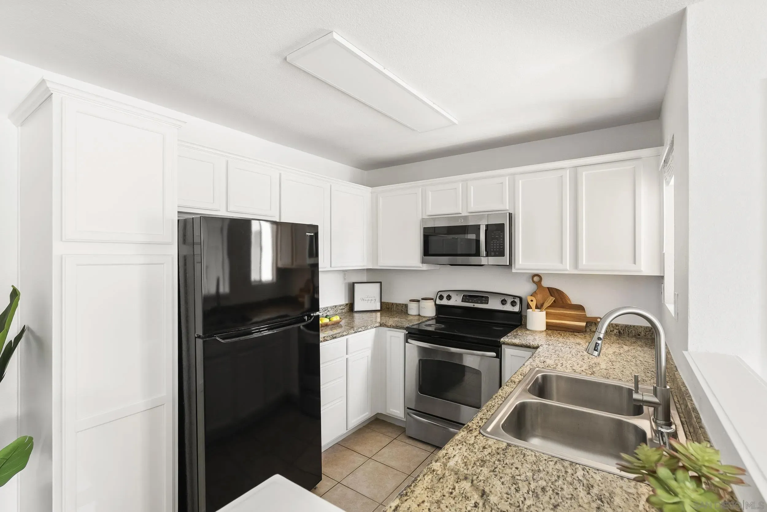 El Cajon, California 92019, United States, 1 Bedroom Bedrooms, ,1 BathroomBathrooms,Residential,Active,153761