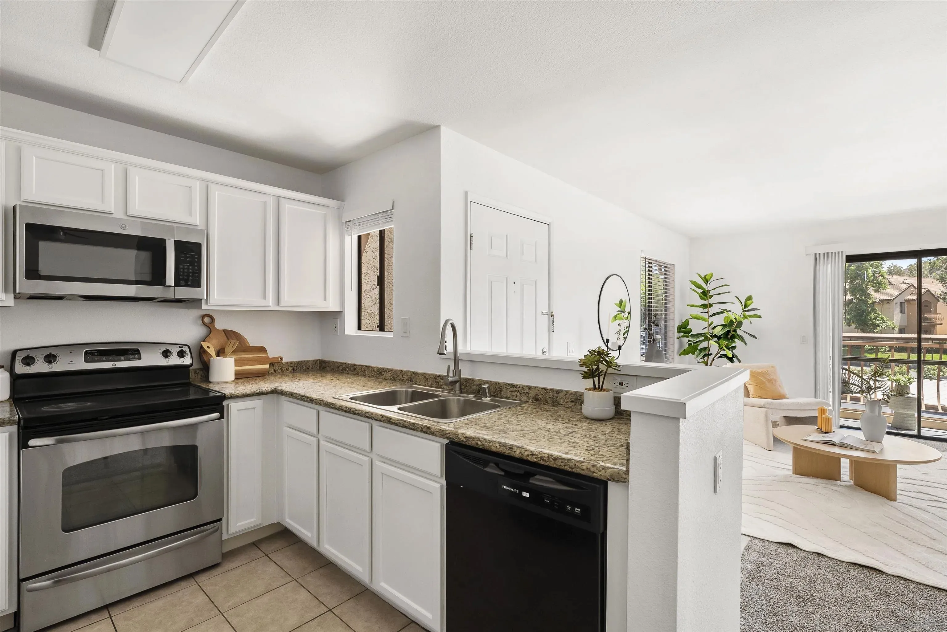 El Cajon, California 92019, United States, 1 Bedroom Bedrooms, ,1 BathroomBathrooms,Residential,Active,153761