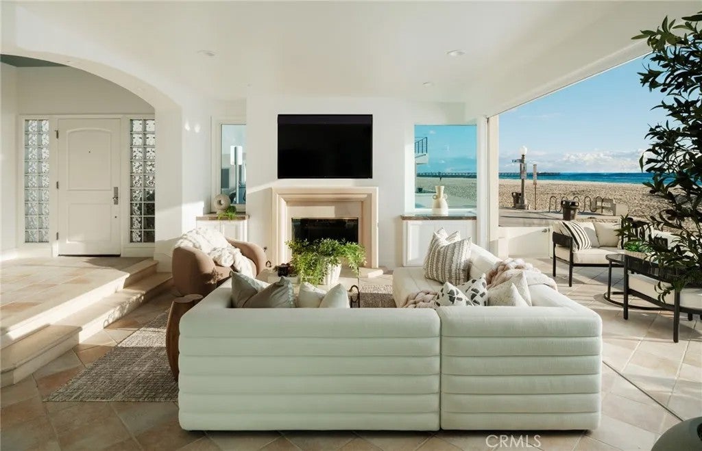 3000 W Oceanfront