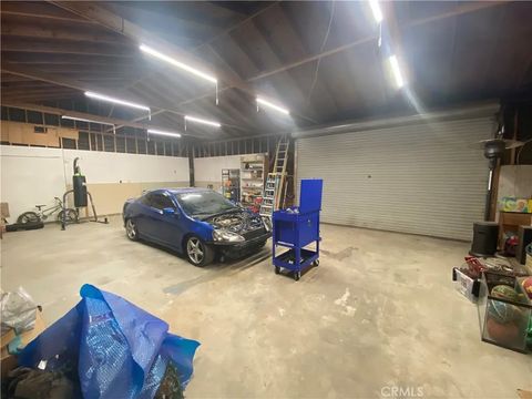 Tiny photo for 14798 Dos Palmas Rd, Victorville, CA 92392 (MLS # HD25251071)