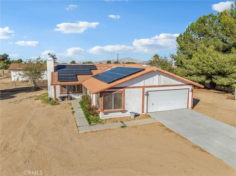 Tiny photo for 14798 Dos Palmas Rd, Victorville, CA 92392 (MLS # HD25251071)