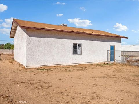 Tiny photo for 14798 Dos Palmas Rd, Victorville, CA 92392 (MLS # HD25251071)