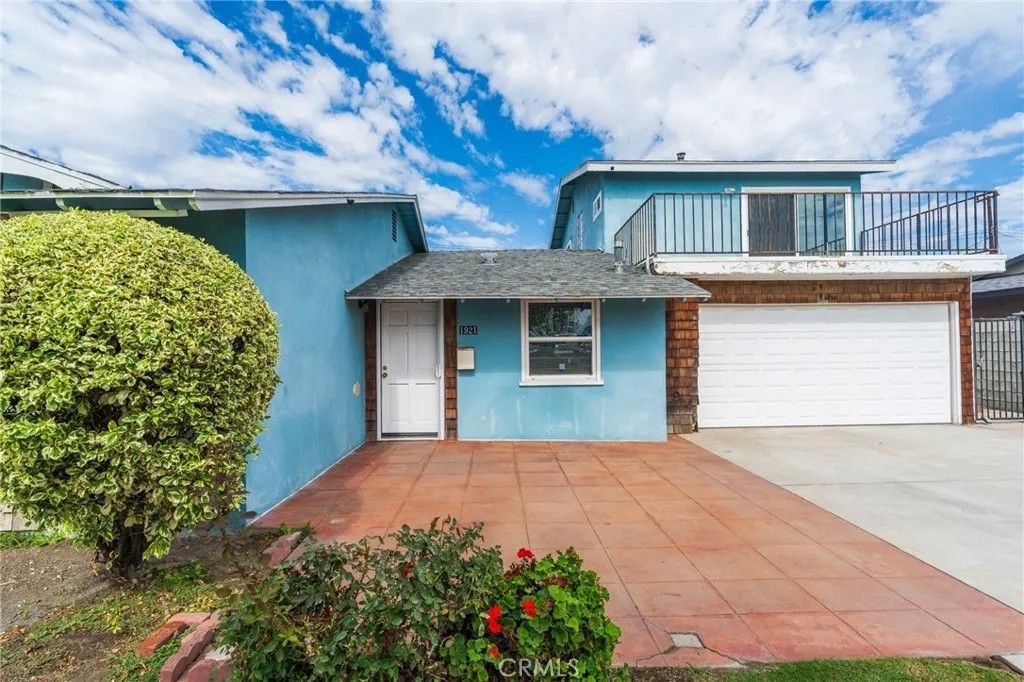 Photo of 1921 W Clearbrook Ln, Anaheim, CA 92804 (MLS # PW25238927)