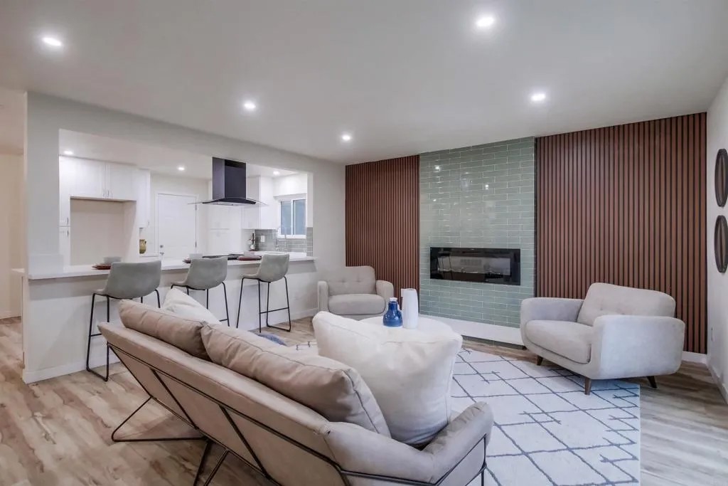 6548 Bantam Lake Circle