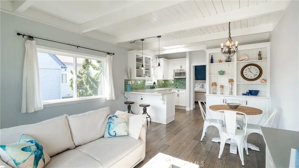 Photo of 5510 Driftwood Street #4, Oxnard, CA 93035 (MLS # SR25271297)