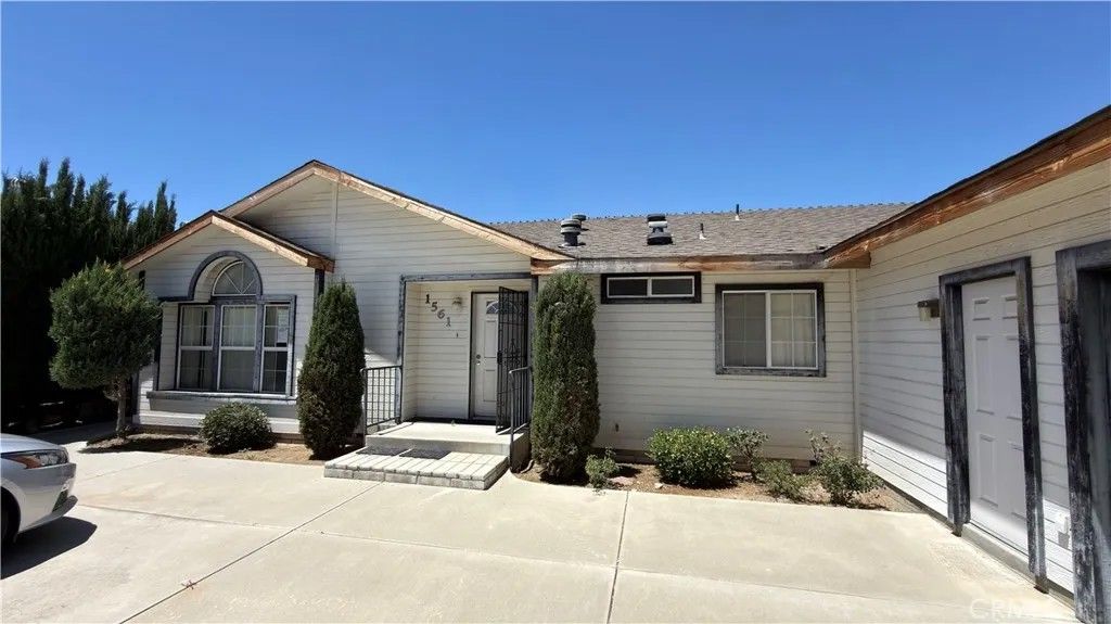 Photo of 1561 Ailanthus DR, Hemet, CA 92545 (MLS # PW26118126)