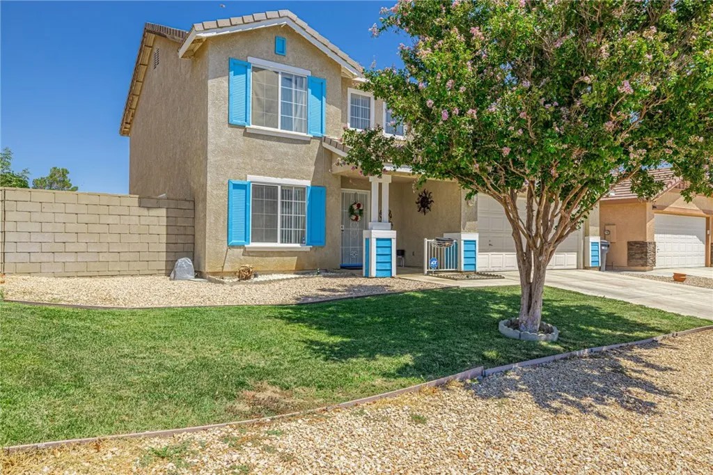 3657 Jasmine Ave