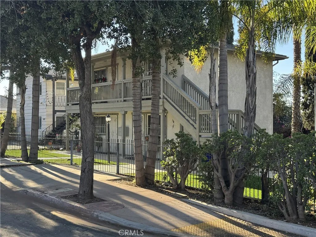 2525 Jefferson Street