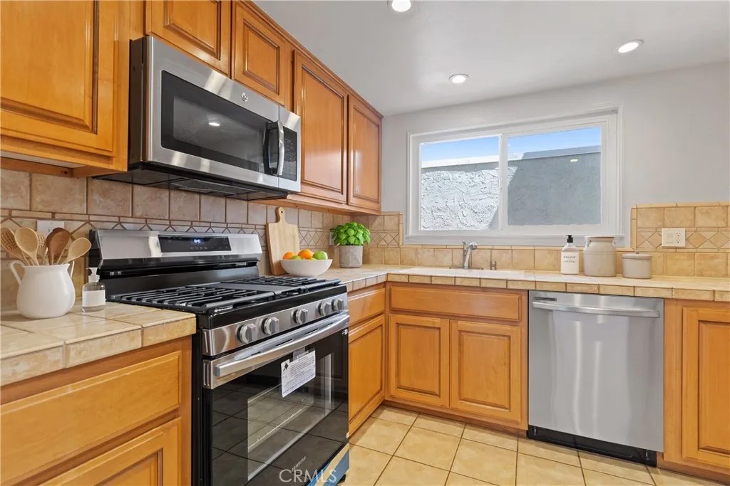 28191 Ridgecove Court South