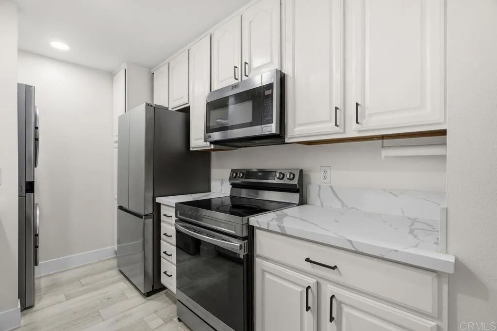 6725 Mission Gorge Rd 202B