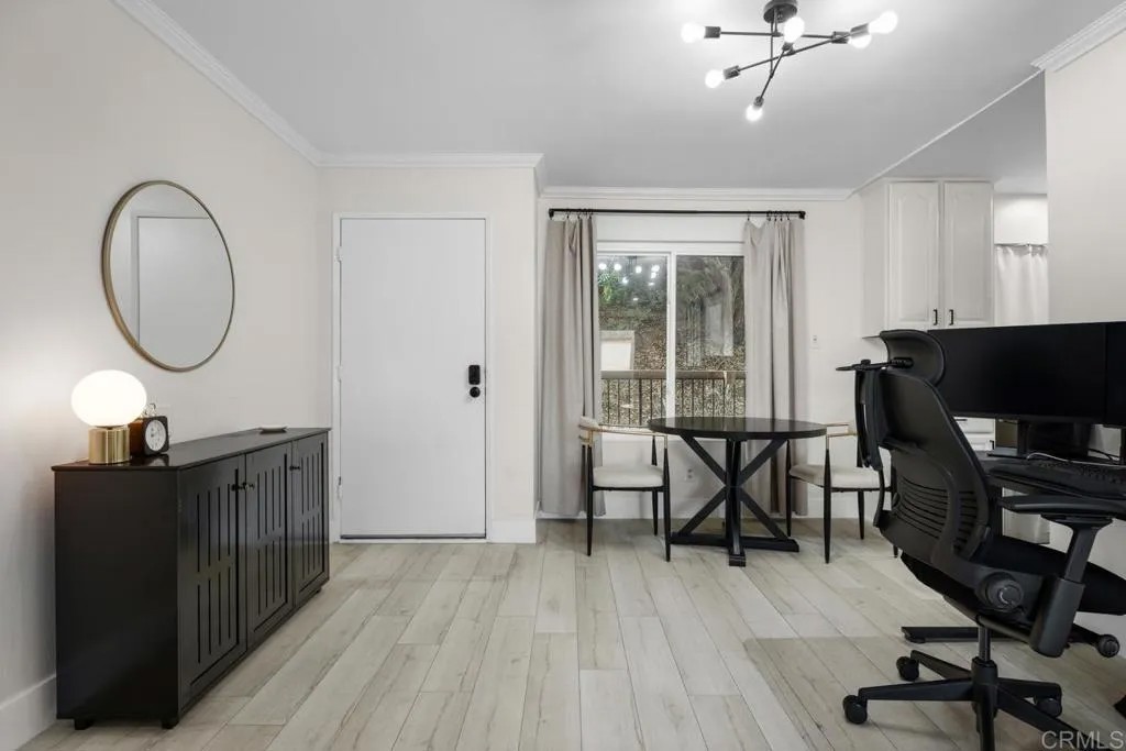 6725 Mission Gorge Rd 202B