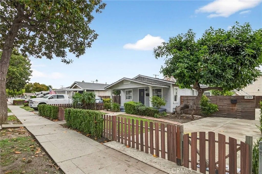 Photo of 124 N Princeton Avenue, Fullerton, CA 92831 (MLS # PW25267962)