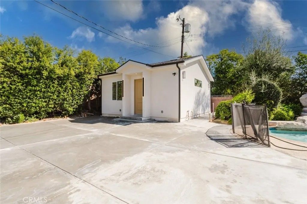 Photo of 11124 Yolanda, Porter Ranch, CA 91326 (MLS # GD26103543)
