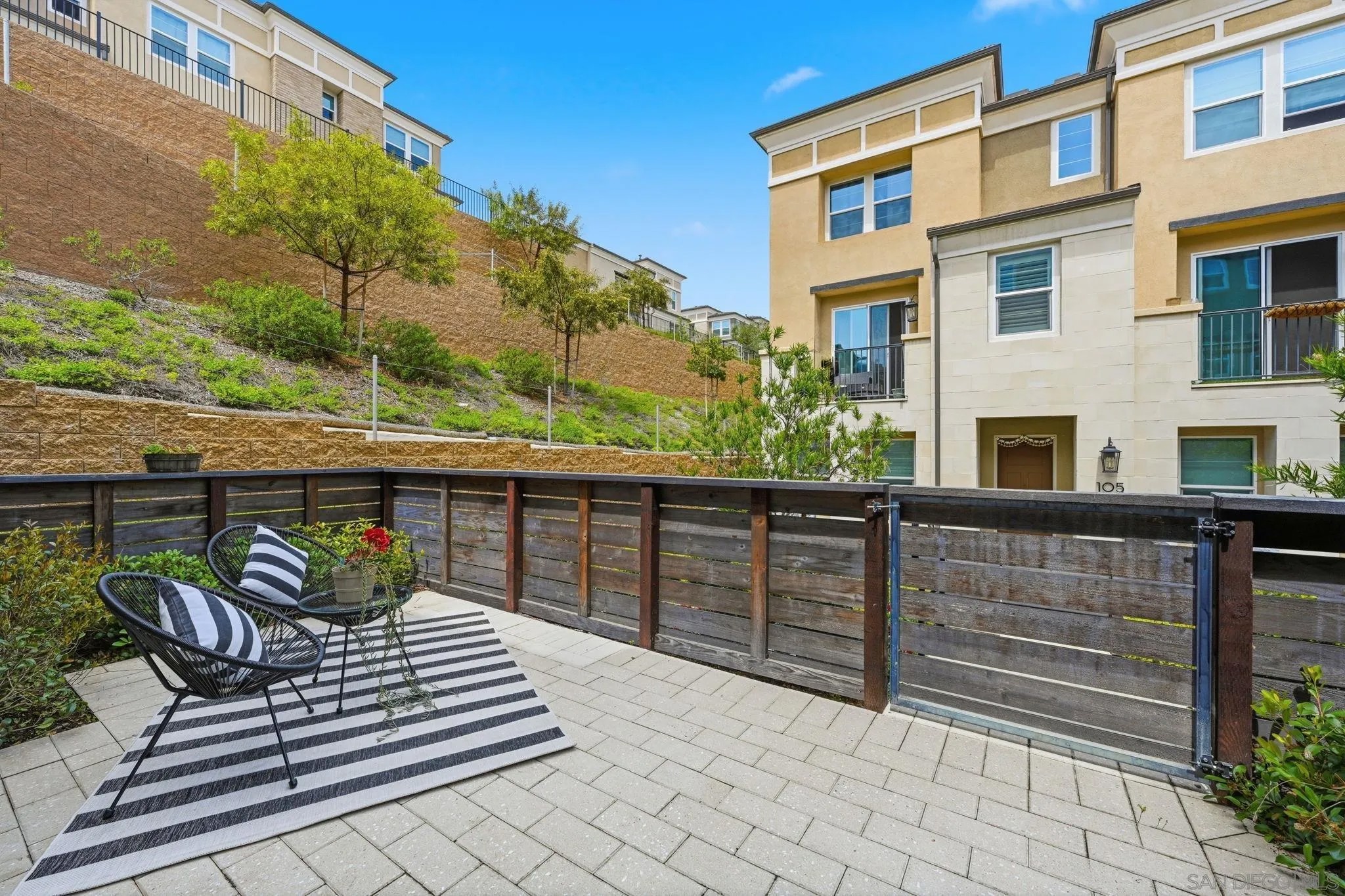 1232 Sunrise View 105