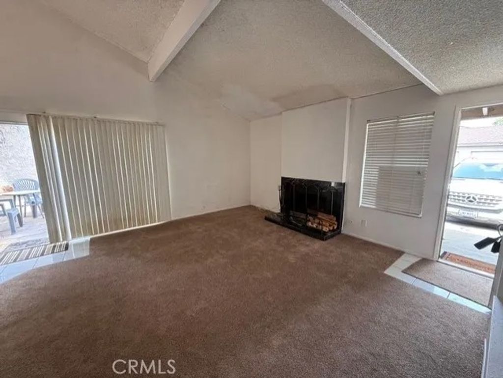 Photo of 527 Holly Avenue, Oxnard, CA 93036 (MLS # IV26069194)