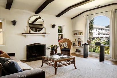 11318 Martha North Hollywood CA 91601