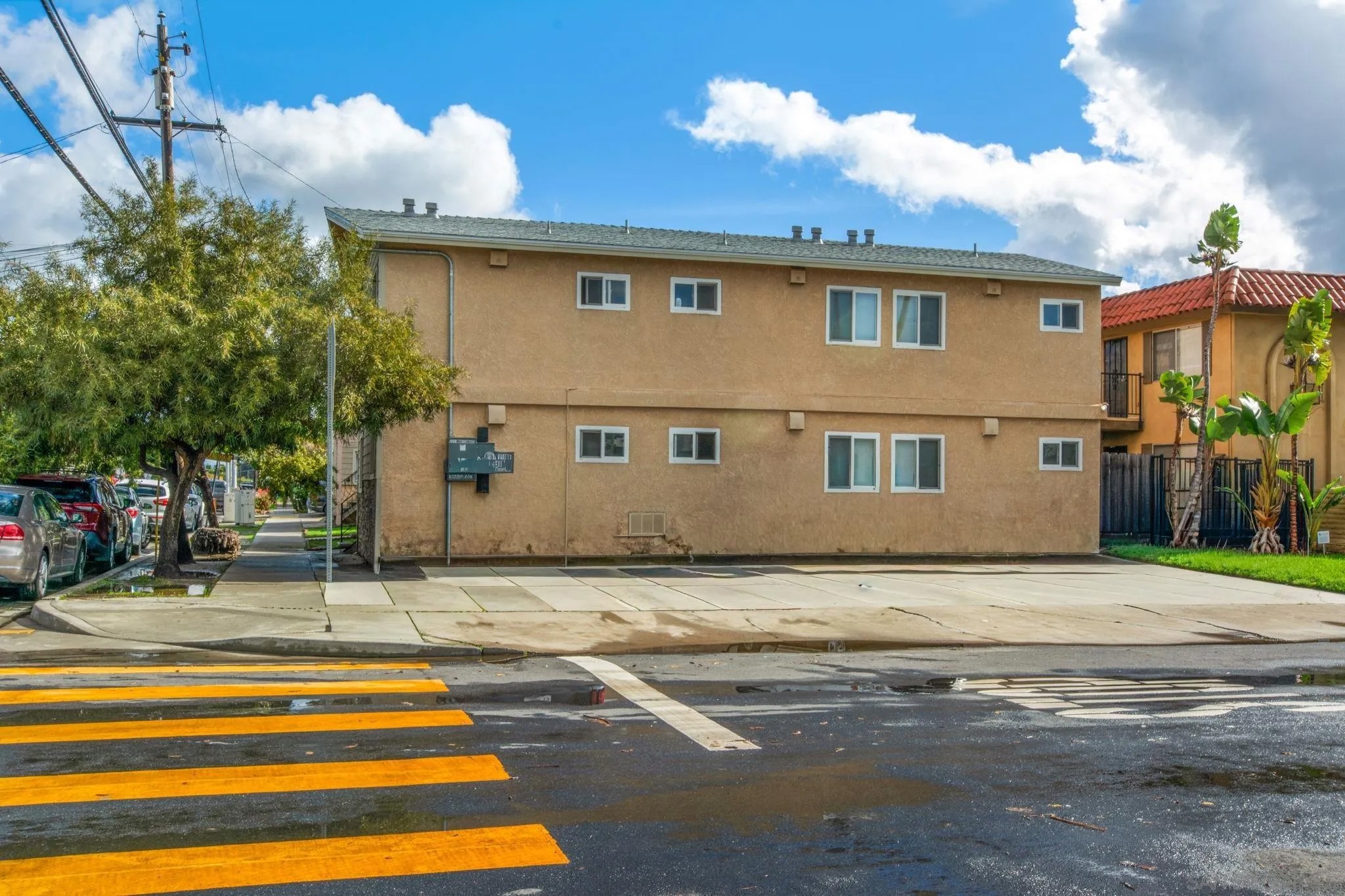 3351,3355,3359 Madison Avenue