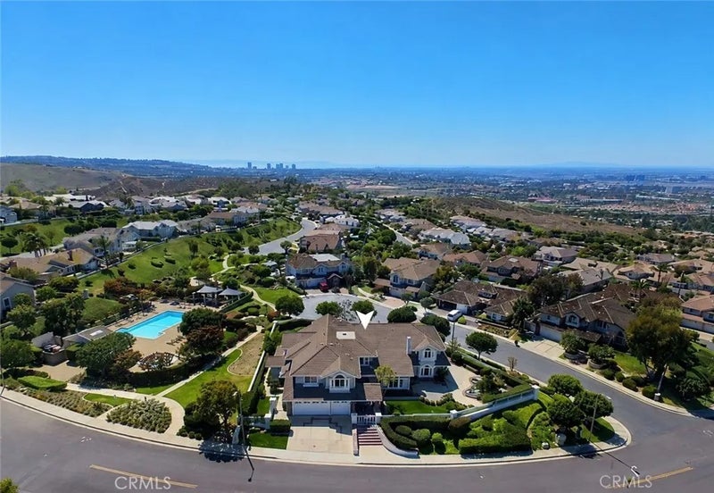 111 hillcrest Drive