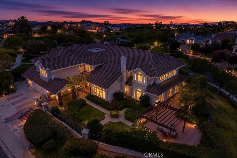111 hillcrest Drive