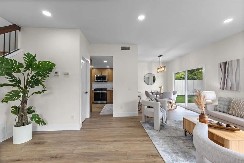 7902 Tinaja Lane