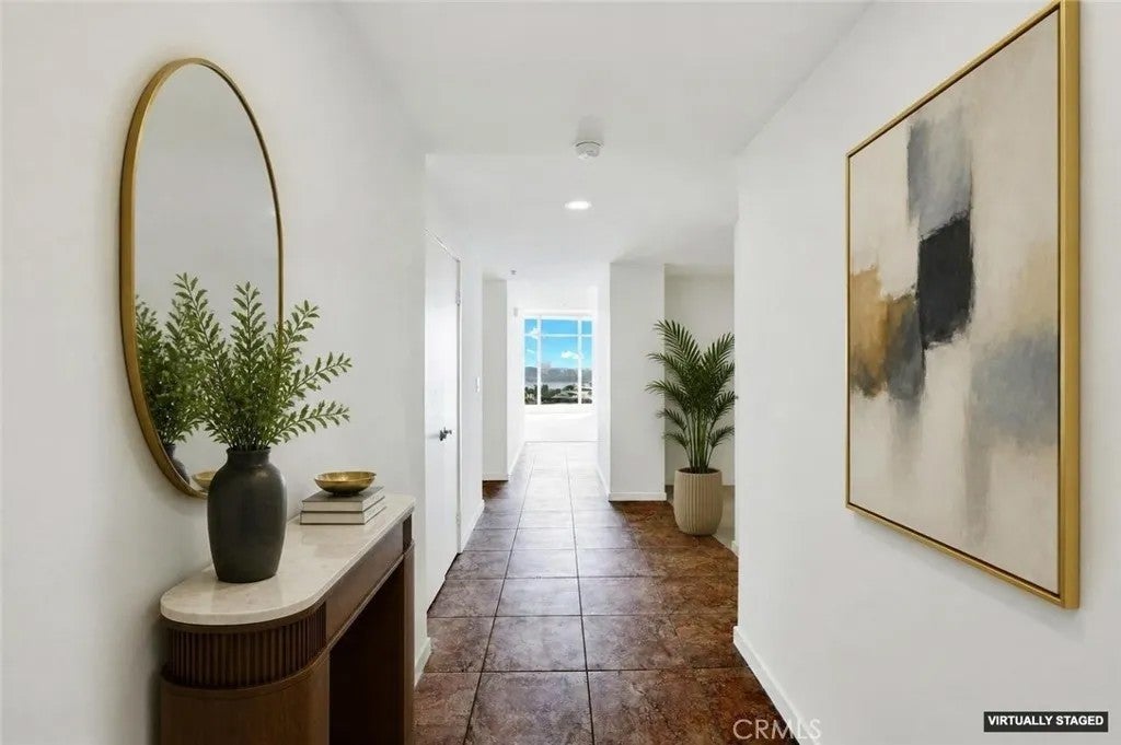 411 W Seaside Way 1203