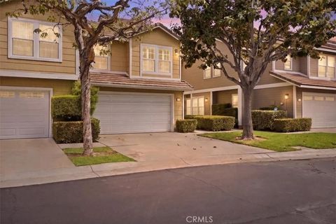 Photo of 2720 E Walnut Avenue #81, Orange, CA 92867 (MLS # OC26085958)