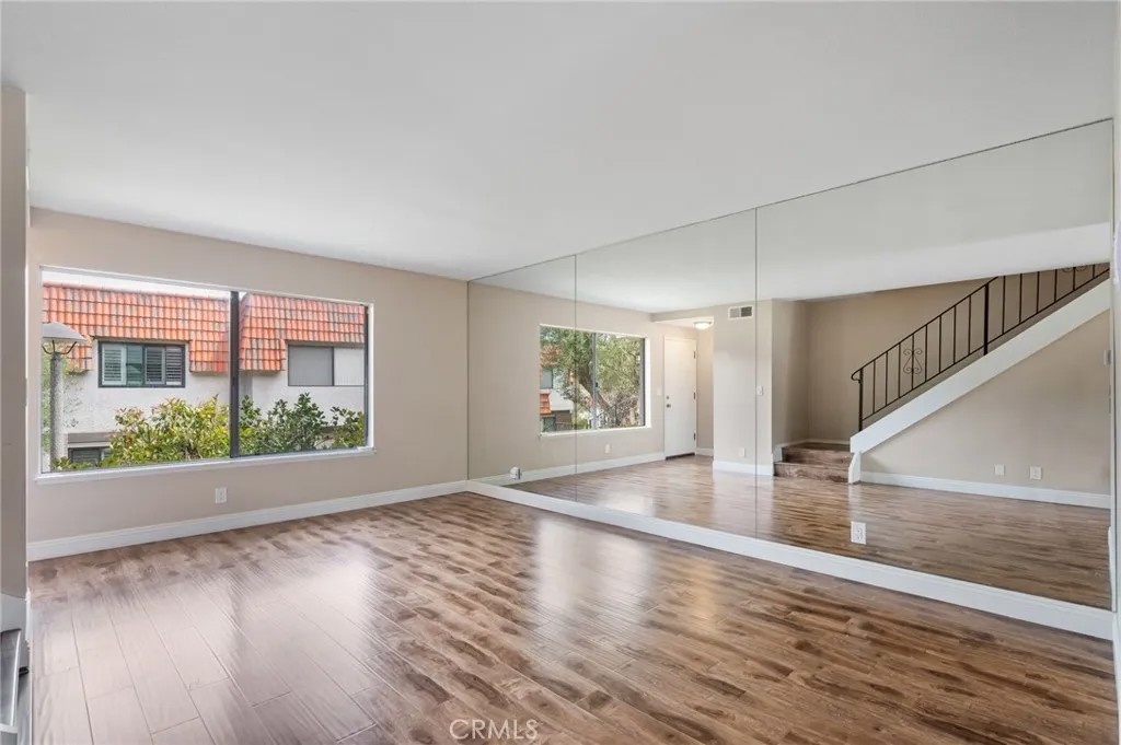 27932 Ridgebrook Court