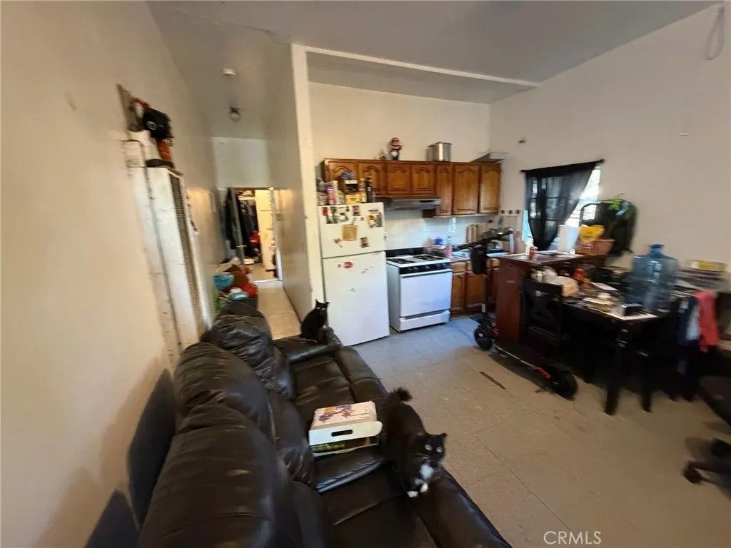 Photo of 2112 City View Avenue, Los Angeles, CA 90033 (MLS # SR26016896)