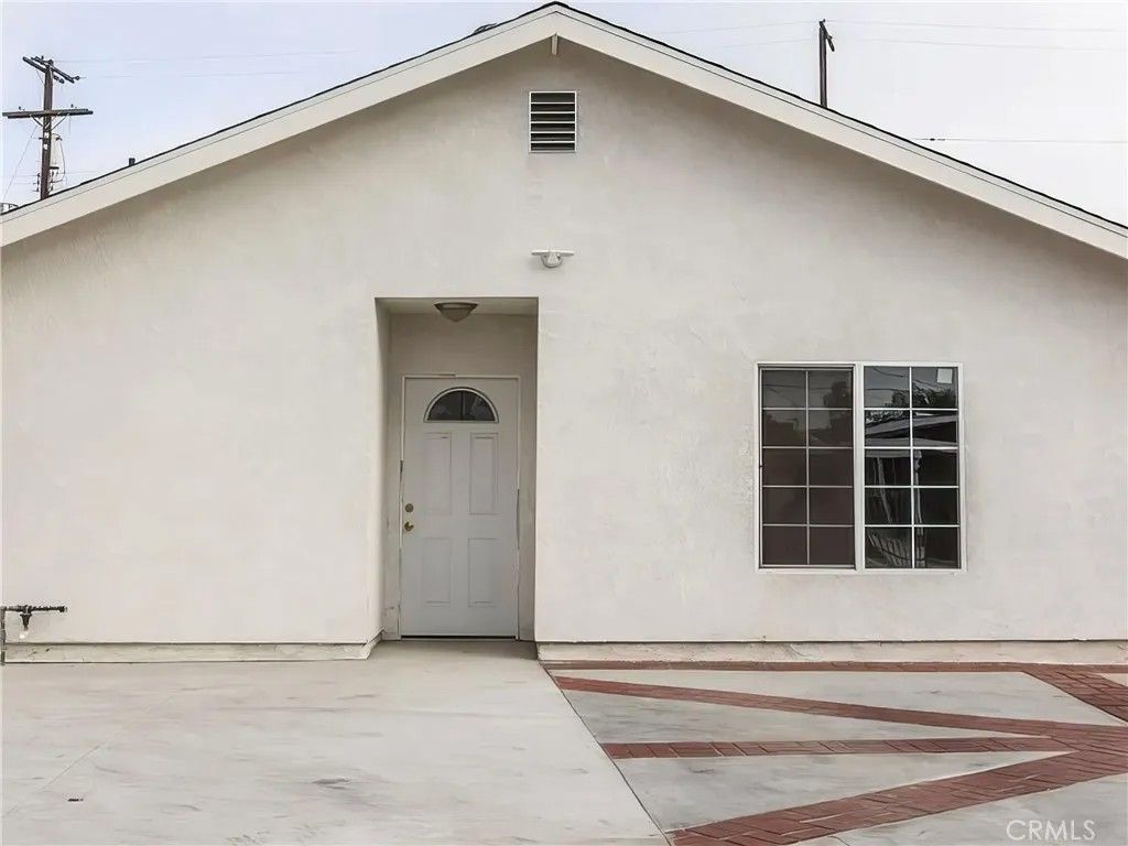 Photo of 12971 Montford St, Pacoima, CA 91331 (MLS # SR26059887)