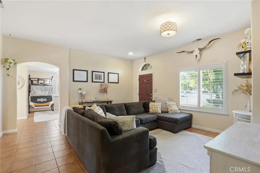 2641 Vineyard Circle