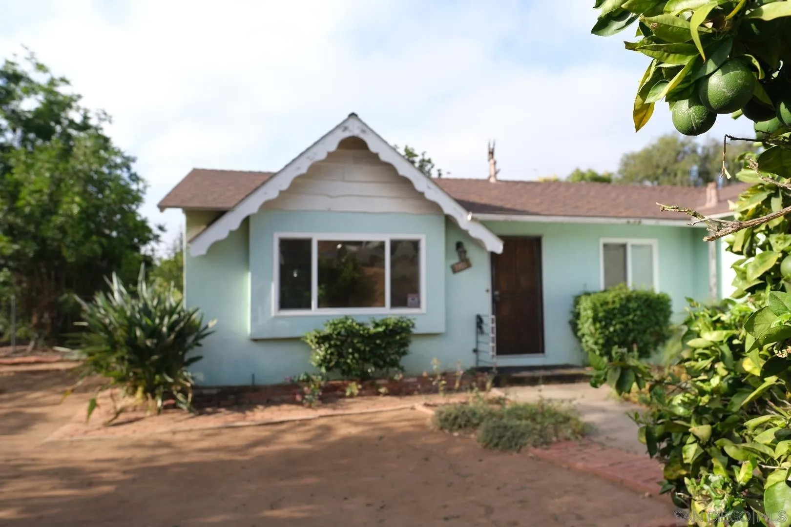 1101 Cresthill Pl