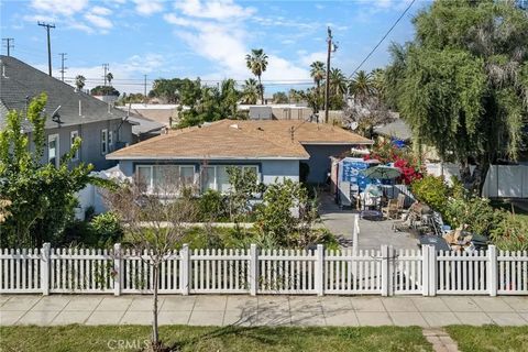 Photo of 915 Alta St, Redlands, CA 92374 (MLS # PW26049721)