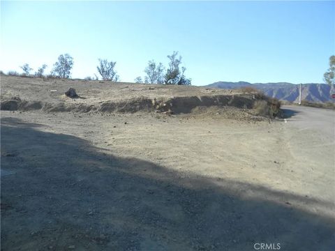 Photo of 0 Sunnyslope, Lake Elsinore, CA 92530 (MLS # SW25275079)